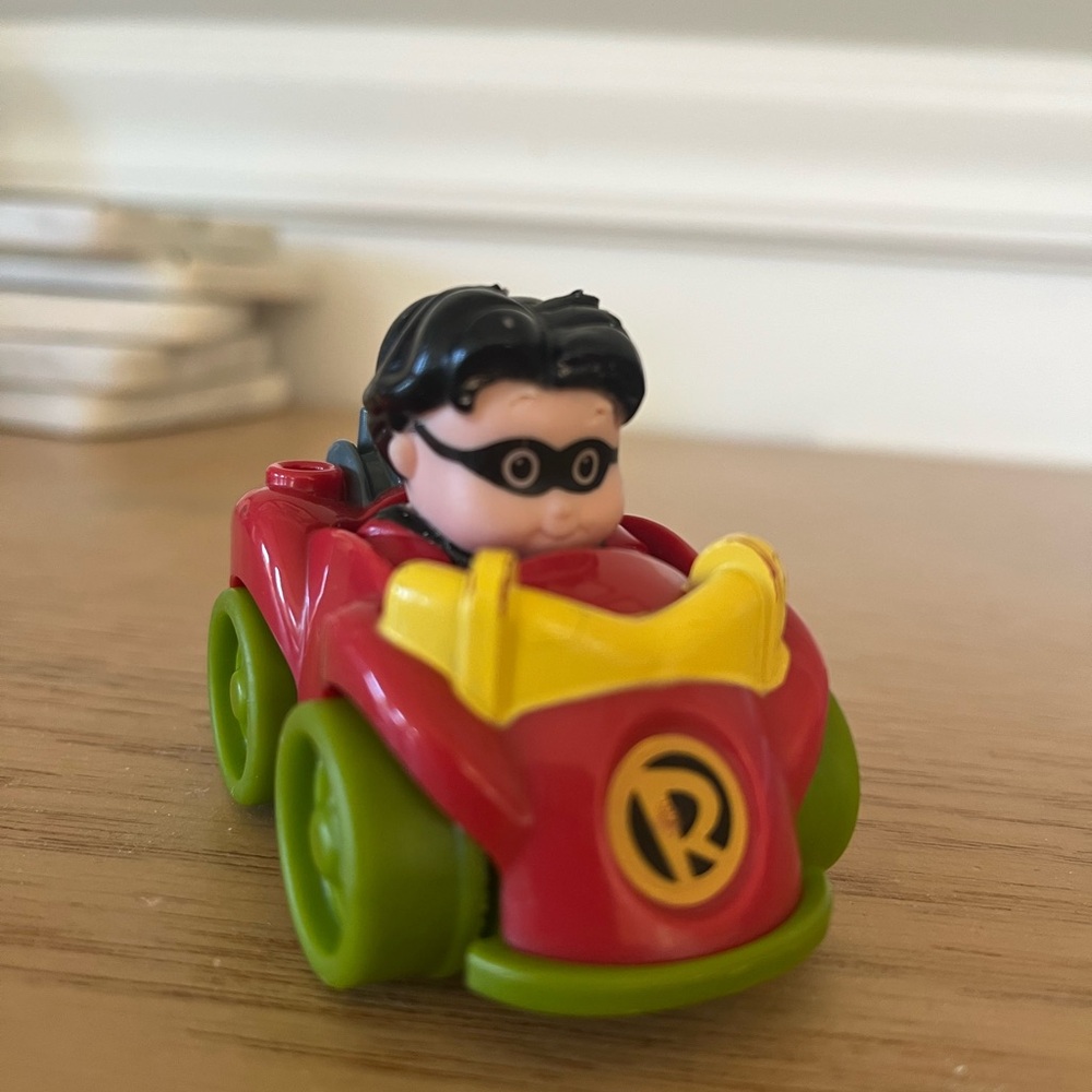 Fisher Price Little People Wheelie Robin